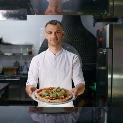 Pizzakészítő